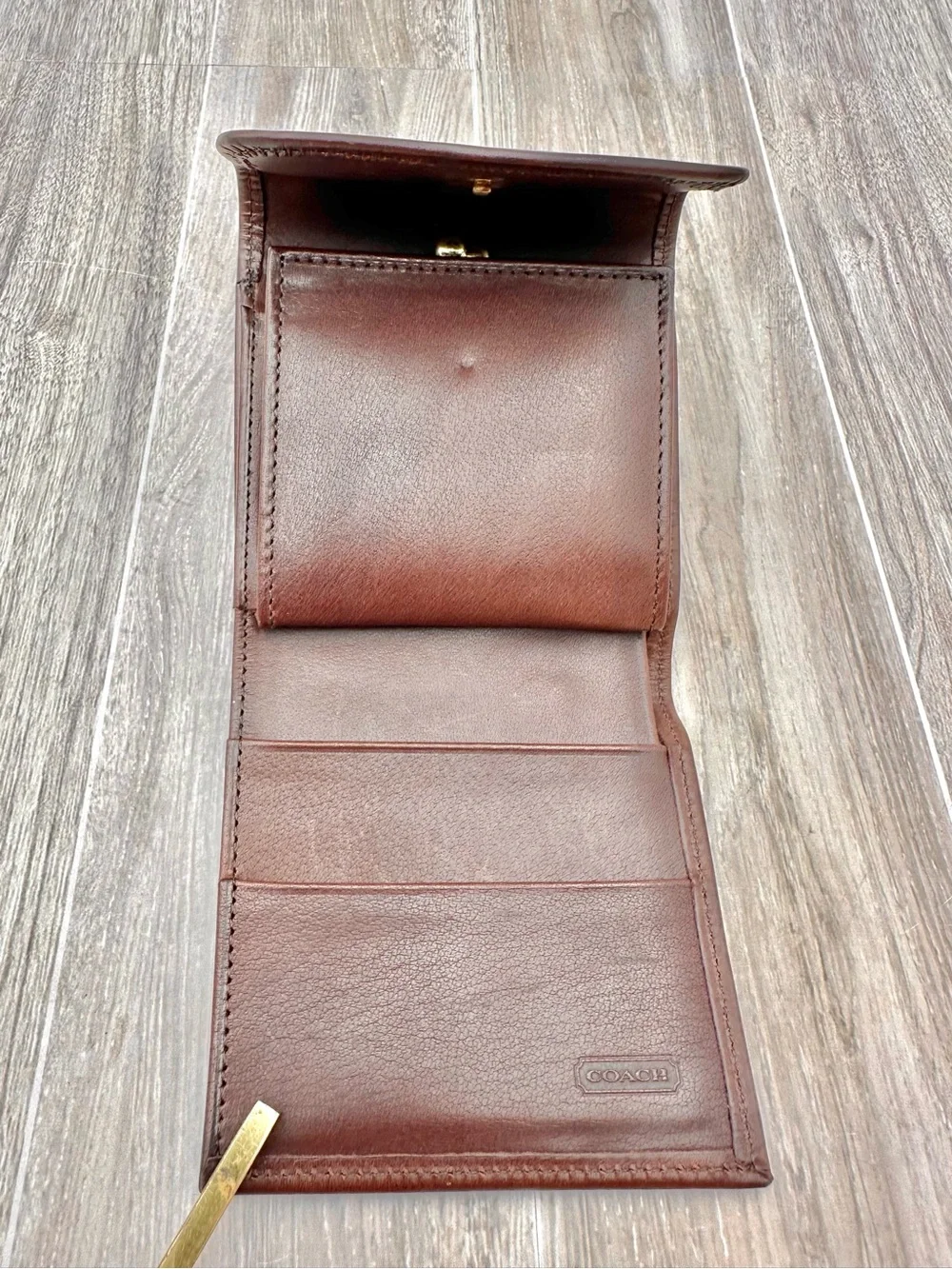 Vintage COACH Brown Leather Trifold Kiss-Lock Wallet Coin Purse 1995